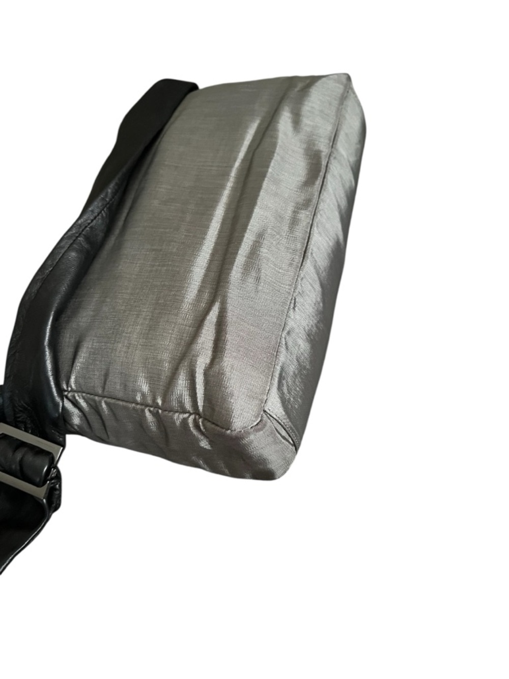 LOEWE Crossbody Messenger Bag - Picture 5 of 14